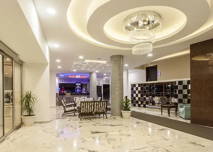 Parador Suite Hotel ألانيا