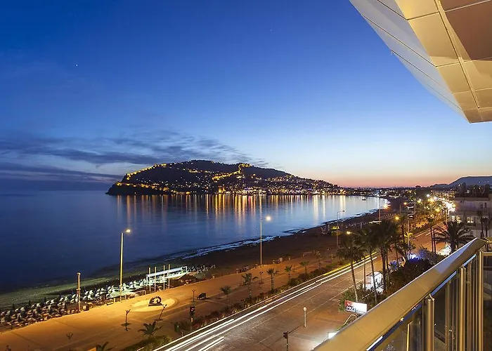 Parador Suite Hotel فندق