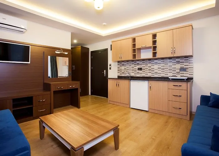 Parador Suite Hotel ألانيا