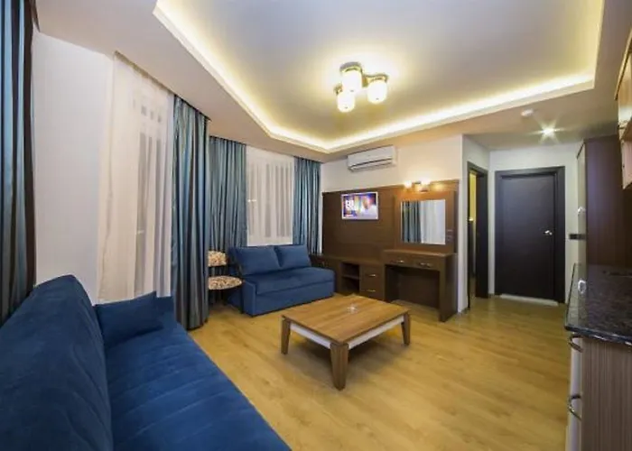 فندق Parador Suite Hotel