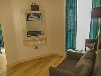 Parador Suite Hotel Otel 3*