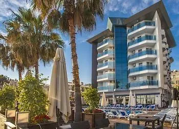 Parador Suite Hotel فندق
