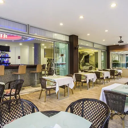 Parador Suite Hotel Алания