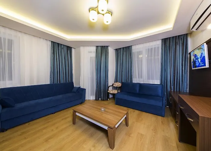 Hotel Parador Suite Hotel 3*