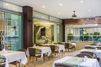 Parador Suite Hotel Szálloda