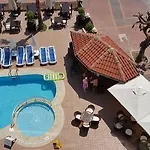 Parador Suite Hotel 호텔 알란야
