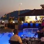 Parador Suite Hotel 3* 알란야