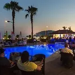 Parador Suite Hotel 3* 알란야