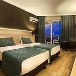 Parador Suite Hotel 호텔 3*