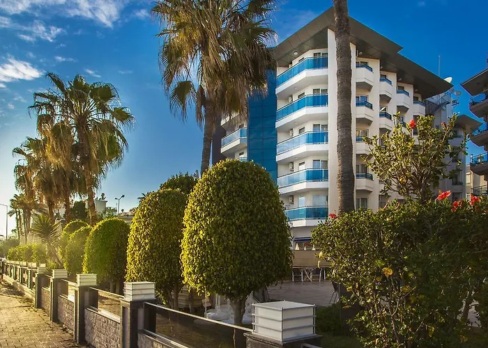 Parador Suite Hotel 3*